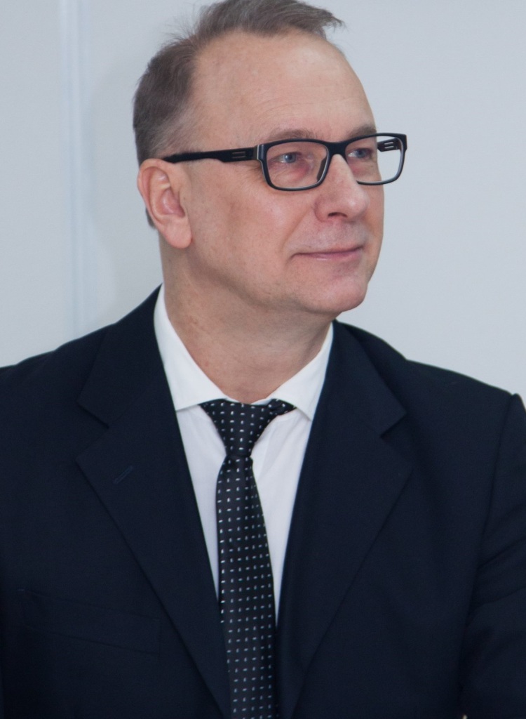 Олег Лукьянов